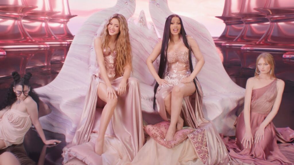 Shakira & Cardi B - Puntería